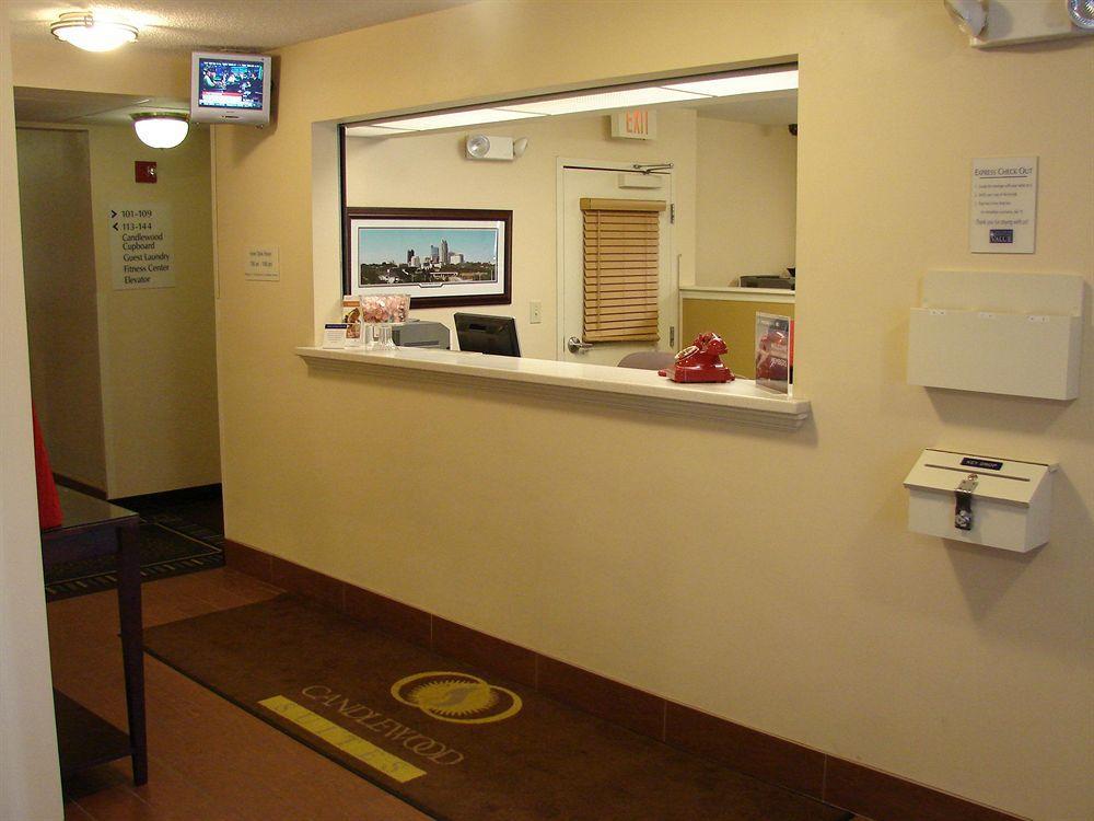 Candlewood Suites Raleigh Crabtree By Ihg Bagian luar foto