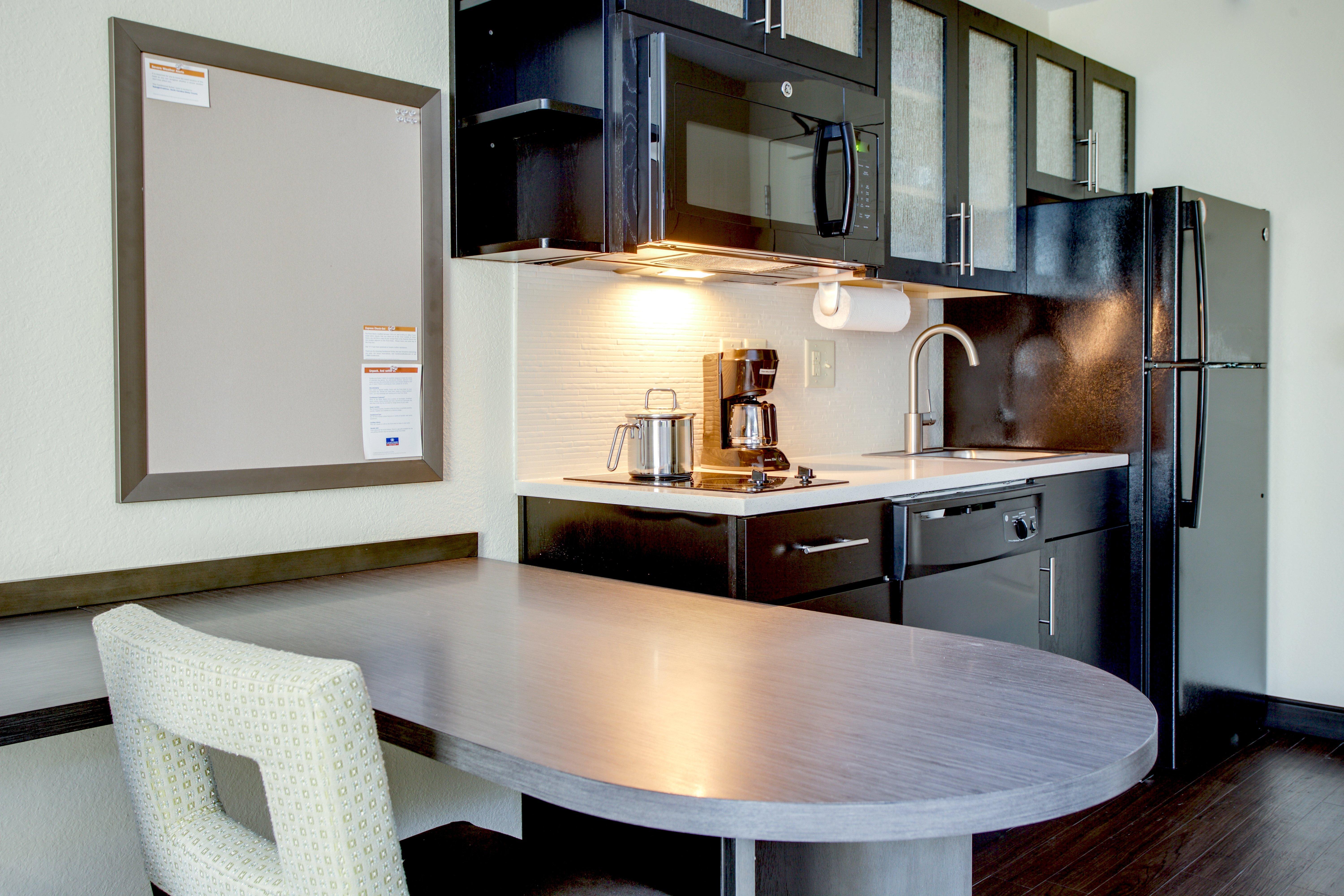 Candlewood Suites Raleigh Crabtree By Ihg Bagian luar foto