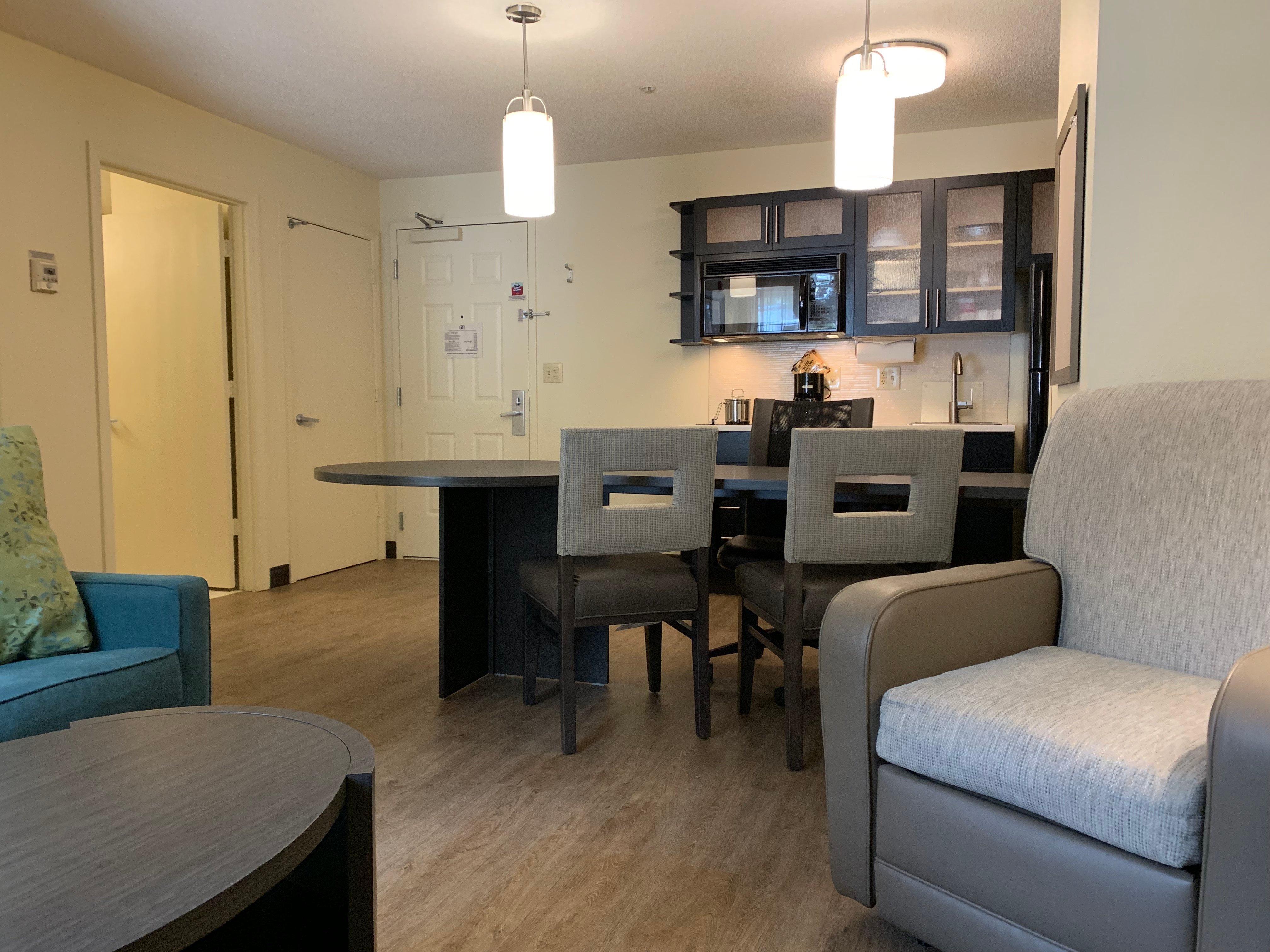 Candlewood Suites Raleigh Crabtree By Ihg Bagian luar foto