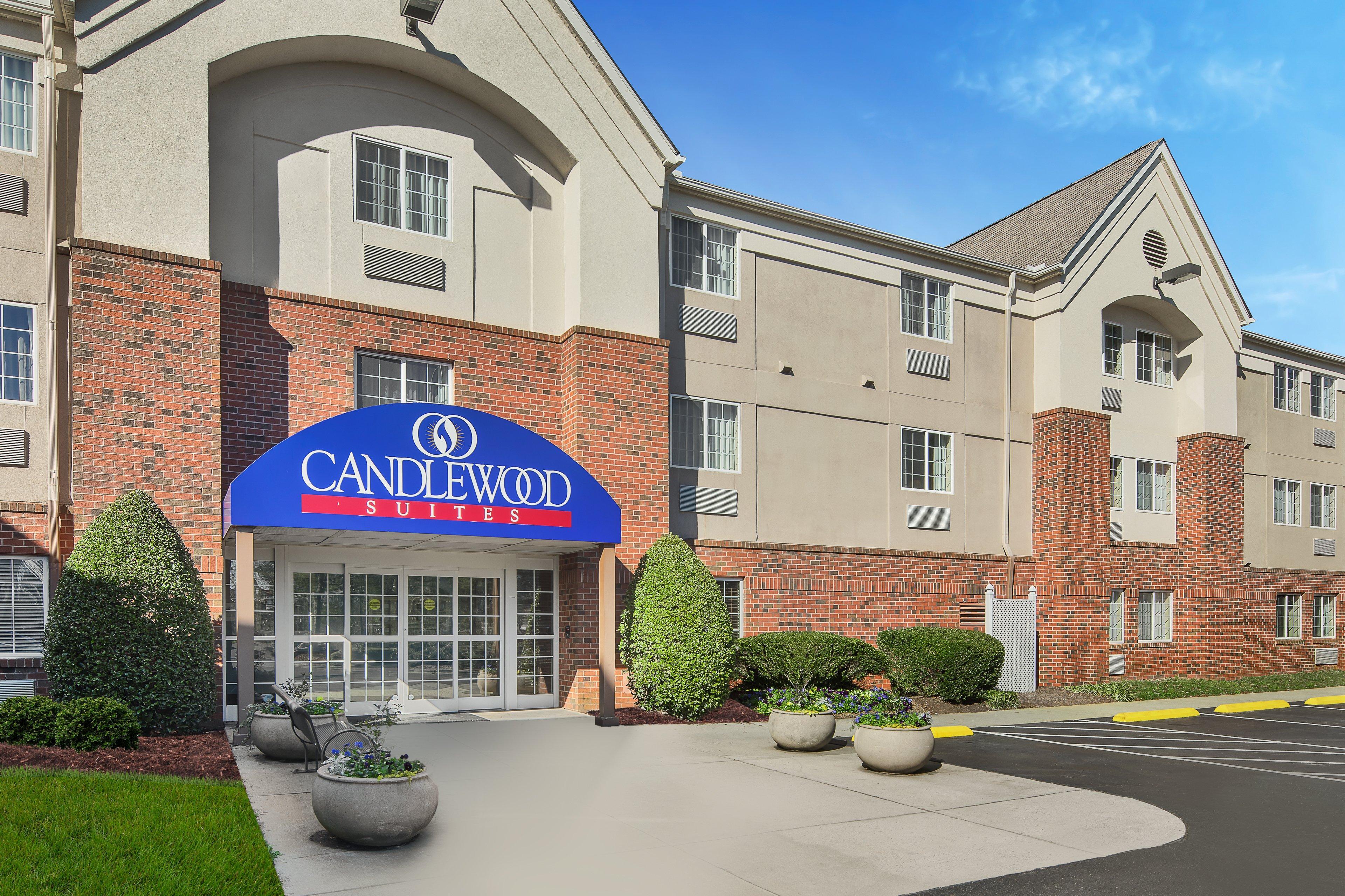 Candlewood Suites Raleigh Crabtree By Ihg Bagian luar foto