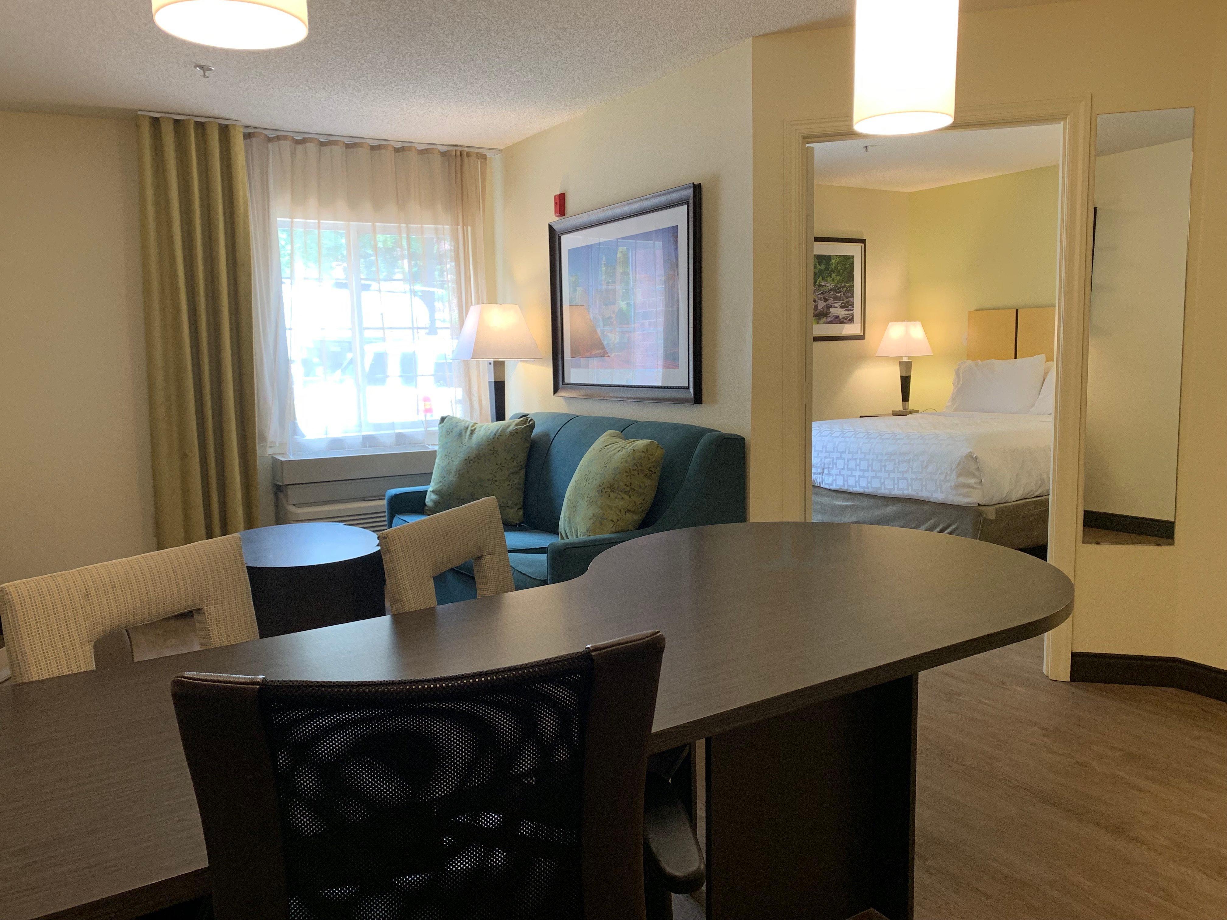 Candlewood Suites Raleigh Crabtree By Ihg Bagian luar foto
