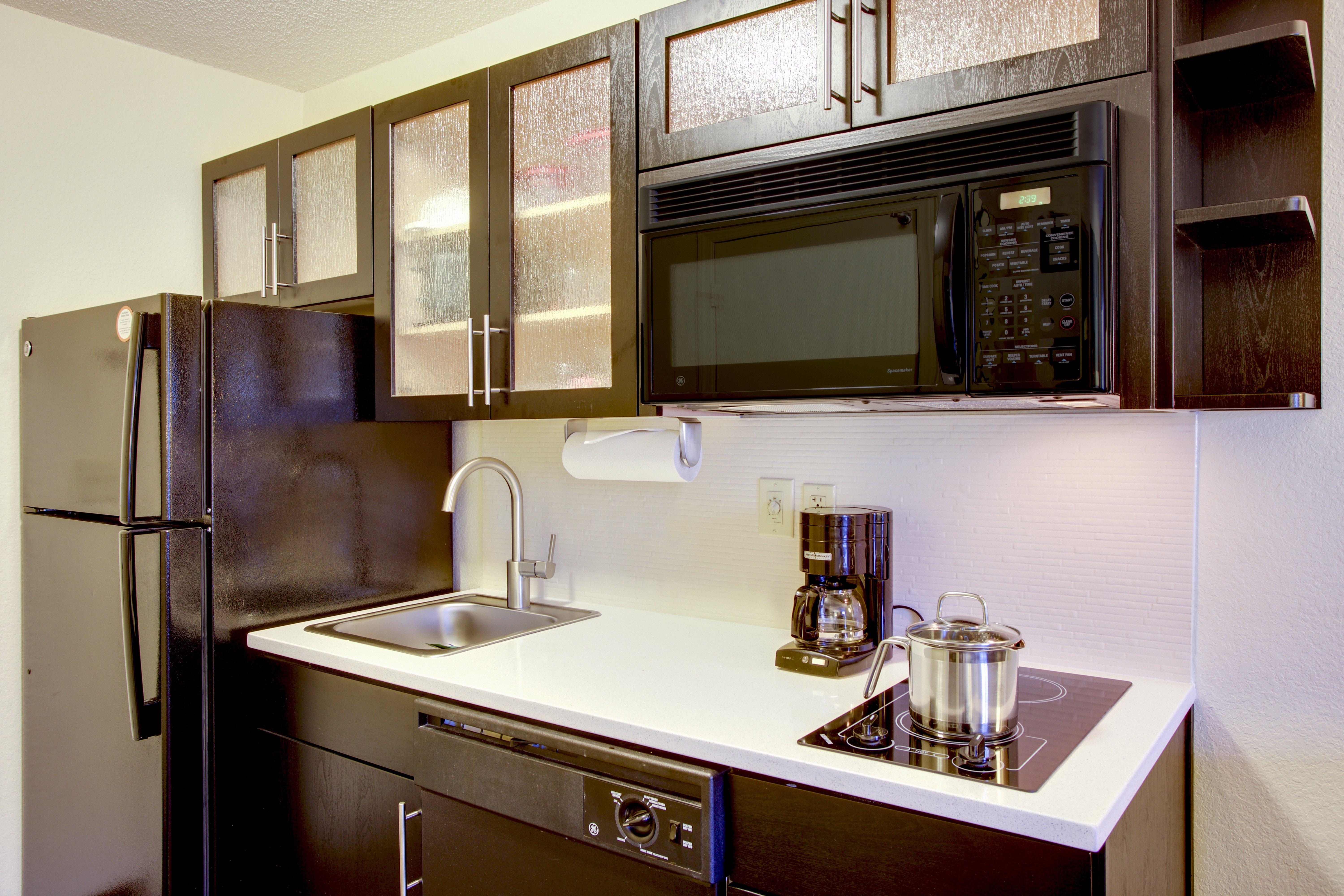 Candlewood Suites Raleigh Crabtree By Ihg Bagian luar foto