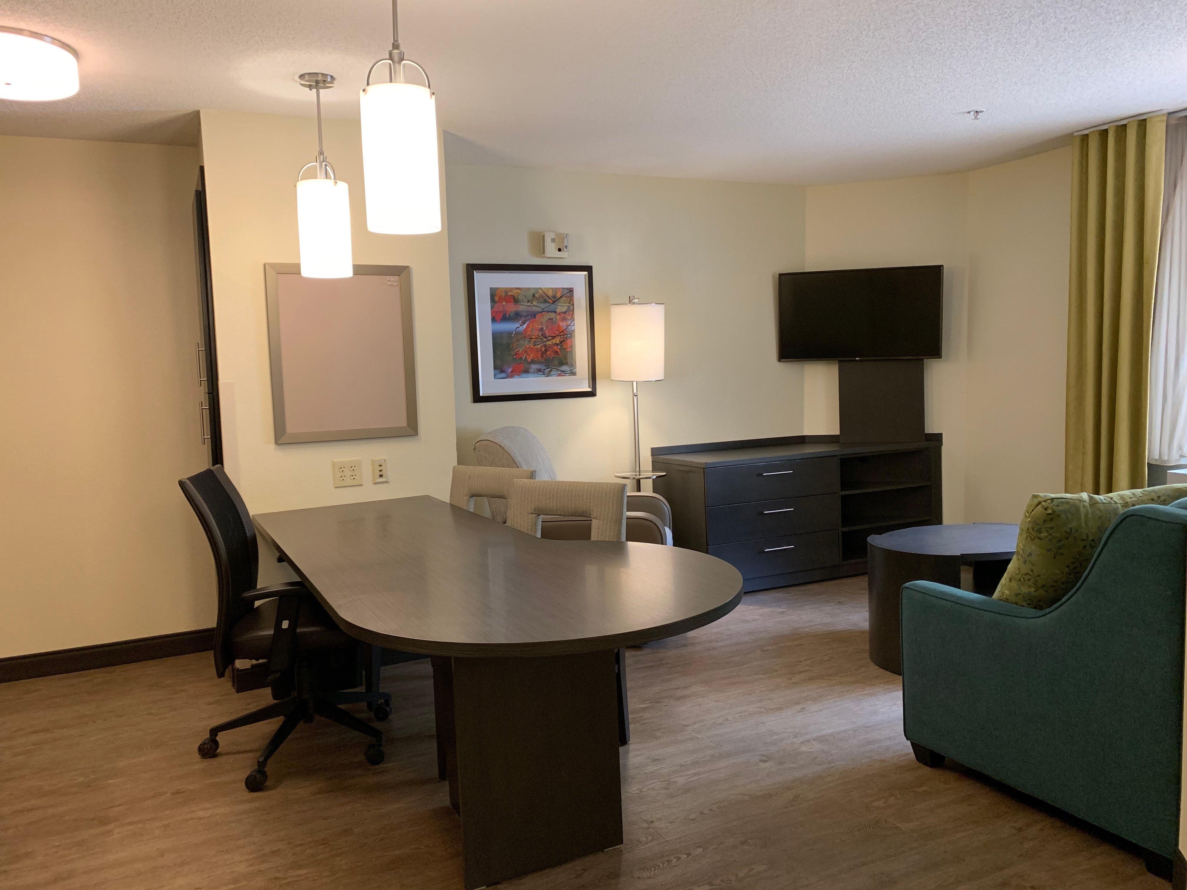 Candlewood Suites Raleigh Crabtree By Ihg Bagian luar foto