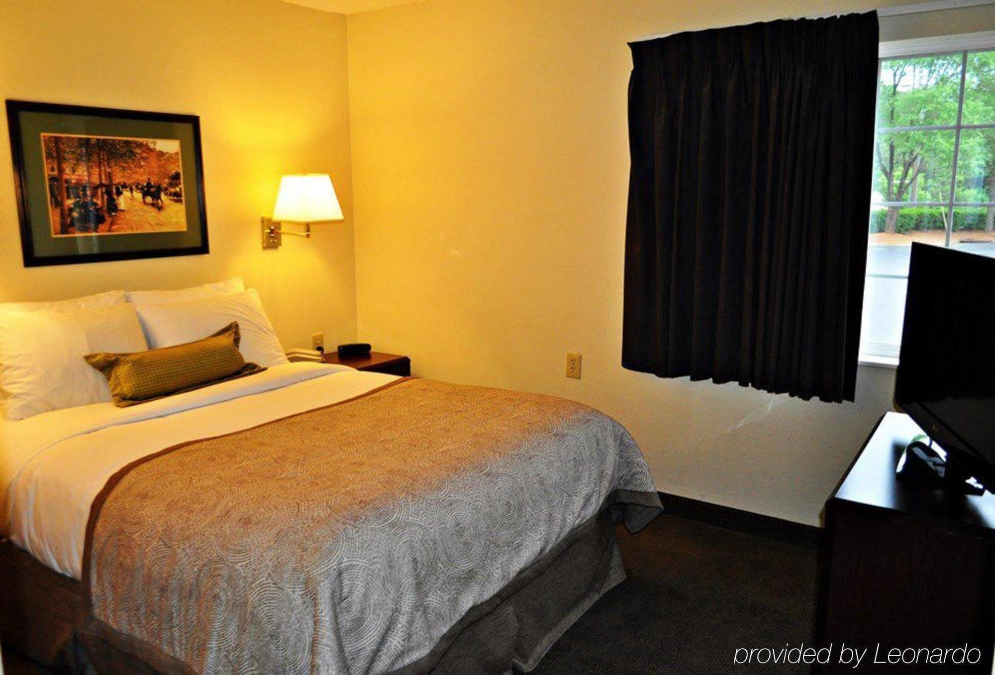 Candlewood Suites Raleigh Crabtree By Ihg Bagian luar foto