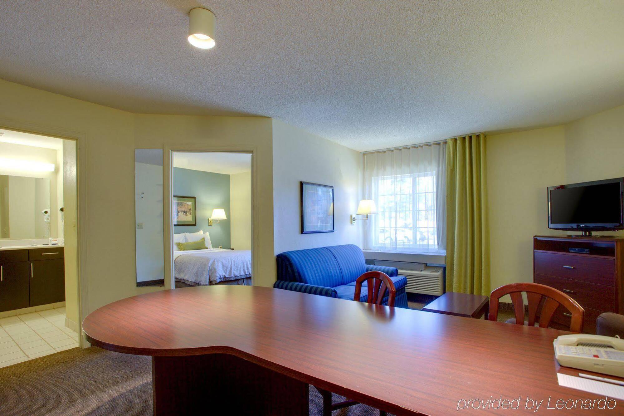 Candlewood Suites Raleigh Crabtree By Ihg Bagian luar foto